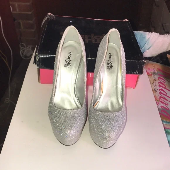 Women’s Charlotte Russe Platform Heels - Picture 1 of 12